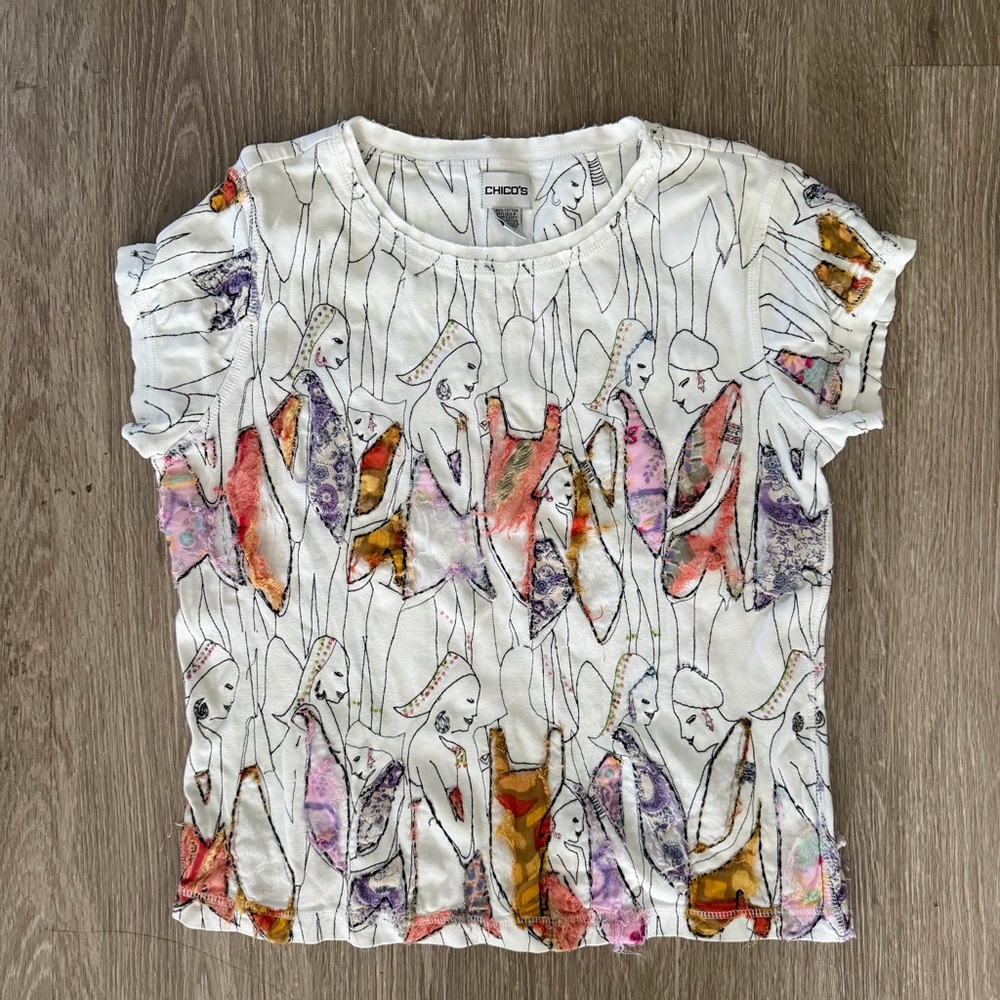 Chico's embroidered art to wear shirt sz 2 (L)